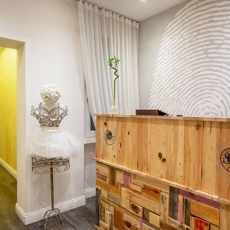 Konukevi Spagna Secret Roma